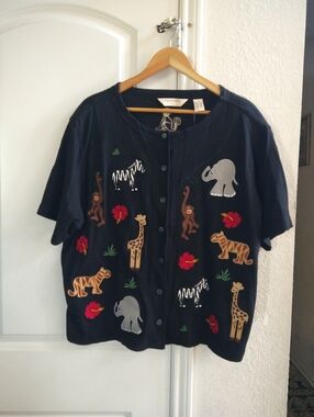 Women's Bechamel Safari Animal Theme Button Front Shirt